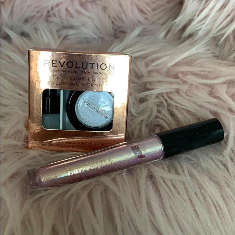 SOLD💕Iridescent Creme Eyeshadow / Foil Bundle